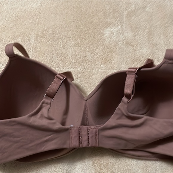 Wacoal Bra - Picture 2 of 5